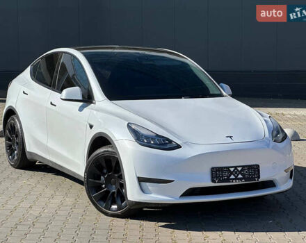 Білий Тесла Model Y, об'ємом двигуна 0 л та пробігом 53 тис. км за 25900 $, фото 4 на Automoto.ua