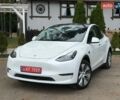 Белый Тесла Model Y, объемом двигателя 0 л и пробегом 33 тыс. км за 24900 $, фото 1 на Automoto.ua