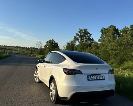 Белый Тесла Model Y, объемом двигателя 0 л и пробегом 1 тыс. км за 33500 $, фото 5 на Automoto.ua