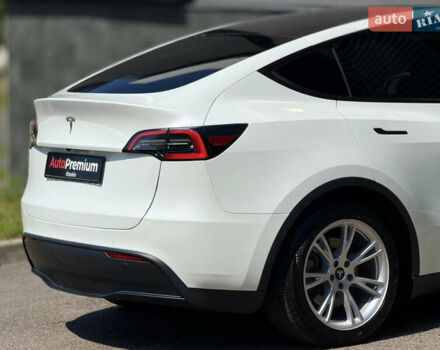 Белый Тесла Model Y, объемом двигателя 0 л и пробегом 38 тыс. км за 27000 $, фото 8 на Automoto.ua