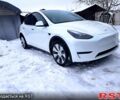 Білий Тесла Model Y, об'ємом двигуна 0 л та пробігом 45 тис. км за 28500 $, фото 1 на Automoto.ua