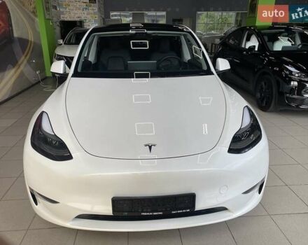 Белый Тесла Model Y, объемом двигателя 0 л и пробегом 50 тыс. км за 39900 $, фото 1 на Automoto.ua