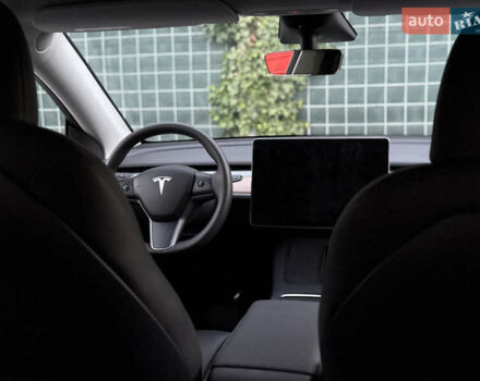 Белый Тесла Model Y, объемом двигателя 0 л и пробегом 18 тыс. км за 29600 $, фото 82 на Automoto.ua