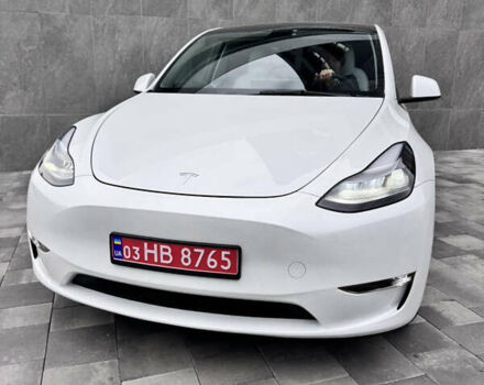 Белый Тесла Model Y, объемом двигателя 0 л и пробегом 41 тыс. км за 25500 $, фото 2 на Automoto.ua