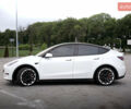 Белый Тесла Model Y, объемом двигателя 0 л и пробегом 25 тыс. км за 35499 $, фото 5 на Automoto.ua