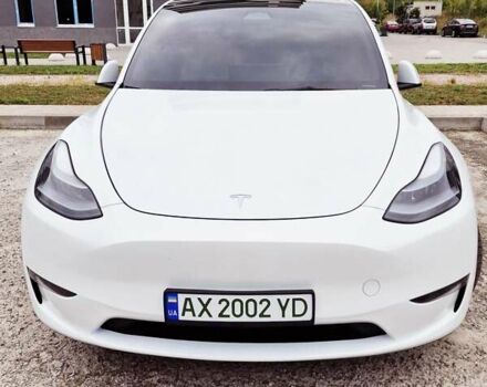 Белый Тесла Model Y, объемом двигателя 0 л и пробегом 28 тыс. км за 26999 $, фото 2 на Automoto.ua