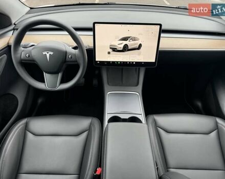 Белый Тесла Model Y, объемом двигателя 0 л и пробегом 59 тыс. км за 31490 $, фото 15 на Automoto.ua