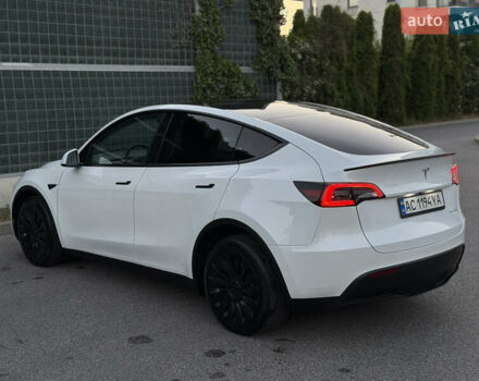 Белый Тесла Model Y, объемом двигателя 0 л и пробегом 18 тыс. км за 29600 $, фото 56 на Automoto.ua