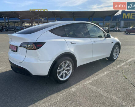 Белый Тесла Model Y, объемом двигателя 0 л и пробегом 22 тыс. км за 31500 $, фото 8 на Automoto.ua