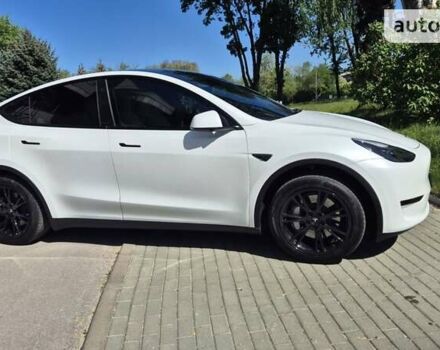 Белый Тесла Model Y, объемом двигателя 0 л и пробегом 11 тыс. км за 35000 $, фото 9 на Automoto.ua