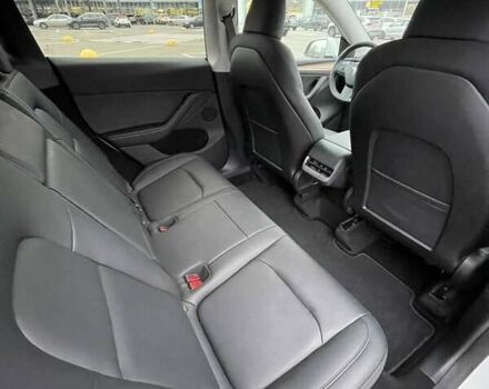 Белый Тесла Model Y, объемом двигателя 0 л и пробегом 39 тыс. км за 36900 $, фото 12 на Automoto.ua