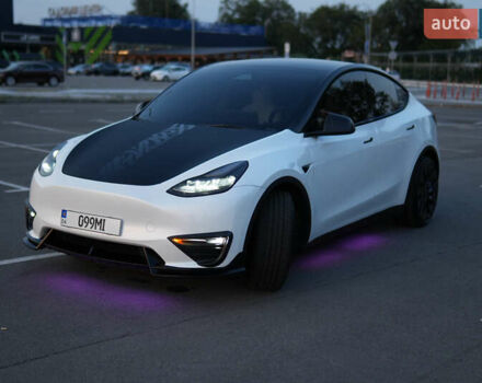 Білий Тесла Model Y, об'ємом двигуна 0 л та пробігом 48 тис. км за 34300 $, фото 1 на Automoto.ua