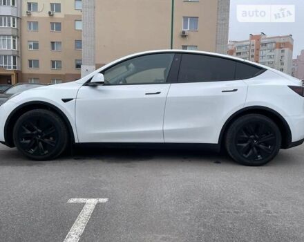 Білий Тесла Model Y, об'ємом двигуна 0 л та пробігом 4 тис. км за 35500 $, фото 4 на Automoto.ua