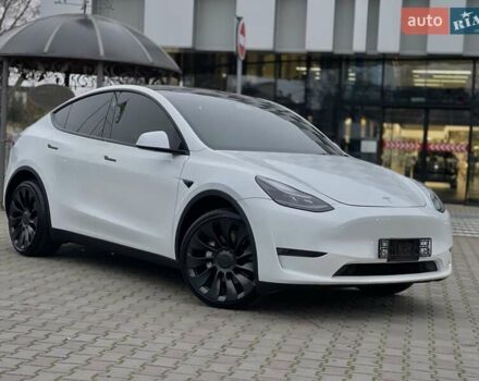 Білий Тесла Model Y, об'ємом двигуна 0 л та пробігом 27 тис. км за 28500 $, фото 7 на Automoto.ua