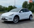 Белый Тесла Model Y, объемом двигателя 0 л и пробегом 25 тыс. км за 25490 $, фото 1 на Automoto.ua