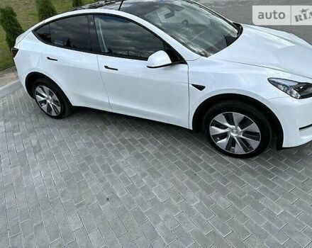 Білий Тесла Model Y, об'ємом двигуна 0 л та пробігом 15 тис. км за 31100 $, фото 9 на Automoto.ua