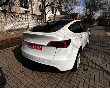 Белый Тесла Model Y, объемом двигателя 0 л и пробегом 35 тыс. км за 30000 $, фото 3 на Automoto.ua