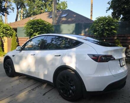 Белый Тесла Model Y, объемом двигателя 0 л и пробегом 30 тыс. км за 33800 $, фото 9 на Automoto.ua