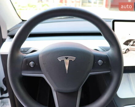 Белый Тесла Model Y, объемом двигателя 0 л и пробегом 34 тыс. км за 27400 $, фото 16 на Automoto.ua