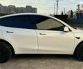 Белый Тесла Model Y, объемом двигателя 0 л и пробегом 6 тыс. км за 37199 $, фото 11 на Automoto.ua