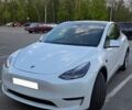 Белый Тесла Model Y, объемом двигателя 0 л и пробегом 55 тыс. км за 26900 $, фото 1 на Automoto.ua