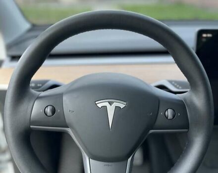 Белый Тесла Model Y, объемом двигателя 0 л и пробегом 25 тыс. км за 31500 $, фото 14 на Automoto.ua