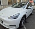 Білий Тесла Model Y, об'ємом двигуна 0 л та пробігом 67 тис. км за 25500 $, фото 1 на Automoto.ua