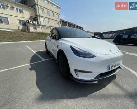 Білий Тесла Model Y, об'ємом двигуна 0 л та пробігом 75 тис. км за 33500 $, фото 3 на Automoto.ua