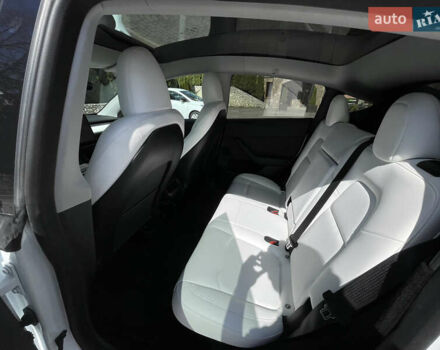 Белый Тесла Model Y, объемом двигателя 0 л и пробегом 20 тыс. км за 25200 $, фото 24 на Automoto.ua