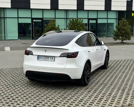 Белый Тесла Model Y, объемом двигателя 0 л и пробегом 45 тыс. км за 29900 $, фото 4 на Automoto.ua