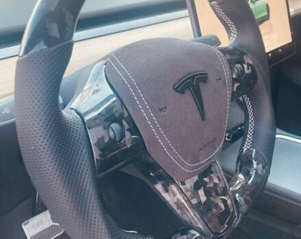 Білий Тесла Model Y, об'ємом двигуна 0 л та пробігом 75 тис. км за 33500 $, фото 28 на Automoto.ua