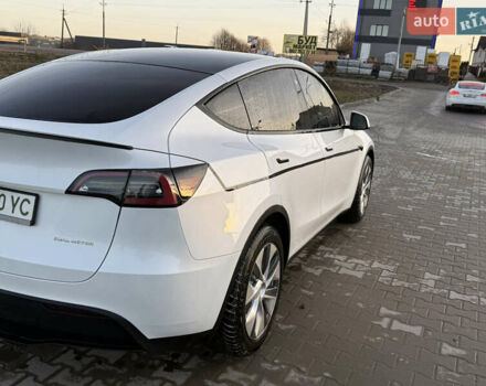 Білий Тесла Model Y, об'ємом двигуна 0 л та пробігом 23 тис. км за 30000 $, фото 5 на Automoto.ua