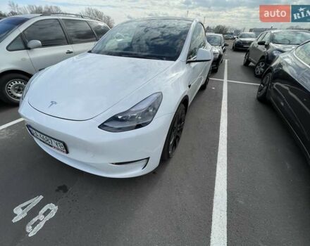 Белый Тесла Model Y, объемом двигателя 0 л и пробегом 4 тыс. км за 29800 $, фото 44 на Automoto.ua