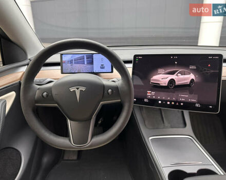 Белый Тесла Model Y, объемом двигателя 0 л и пробегом 41 тыс. км за 29900 $, фото 24 на Automoto.ua