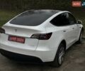 Белый Тесла Model Y, объемом двигателя 0 л и пробегом 42 тыс. км за 26999 $, фото 6 на Automoto.ua