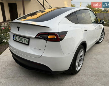 Белый Тесла Model Y, объемом двигателя 0 л и пробегом 26 тыс. км за 29500 $, фото 9 на Automoto.ua