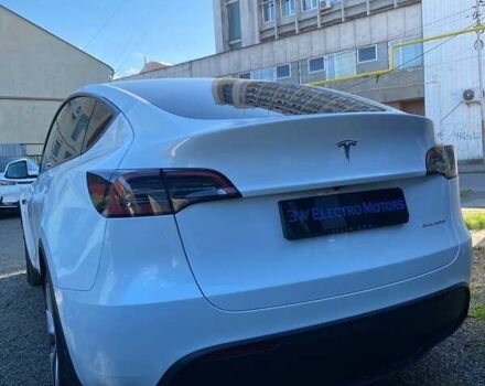 Тесла Model Y 2023 в Ужгороде на Automoto.ua Белый Тесла Model Y, объемом двигателя 0 л и пробегом 20 тыс. км за 37999 $, фото 5 на Automoto.ua