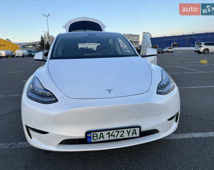 Білий Тесла Model Y, об'ємом двигуна 0 л та пробігом 48 тис. км за 28000 $, фото 1 на Automoto.ua