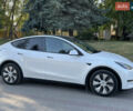 Білий Тесла Model Y, об'ємом двигуна 0 л та пробігом 81 тис. км за 24700 $, фото 30 на Automoto.ua