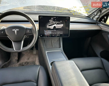 Белый Тесла Model Y, объемом двигателя 1.87 л и пробегом 64 тыс. км за 15500 $, фото 9 на Automoto.ua