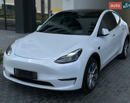 Белый Тесла Model Y, объемом двигателя 0 л и пробегом 36 тыс. км за 25500 $, фото 2 на Automoto.ua
