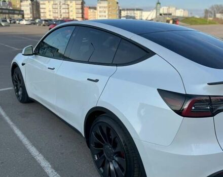 Белый Тесла Model Y, объемом двигателя 0 л и пробегом 35 тыс. км за 27500 $, фото 19 на Automoto.ua