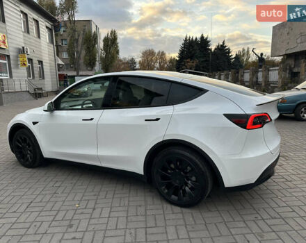 Белый Тесла Model Y, объемом двигателя 0 л и пробегом 35 тыс. км за 29500 $, фото 8 на Automoto.ua