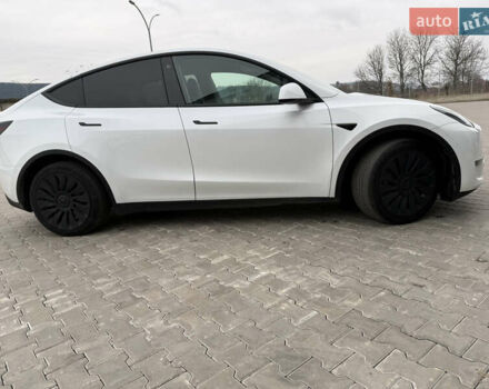 Белый Тесла Model Y, объемом двигателя 0 л и пробегом 39 тыс. км за 27200 $, фото 11 на Automoto.ua