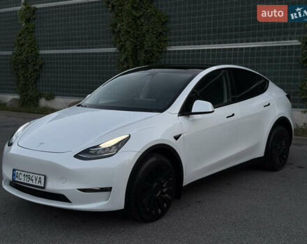 Белый Тесла Model Y, объемом двигателя 0 л и пробегом 18 тыс. км за 29600 $, фото 17 на Automoto.ua