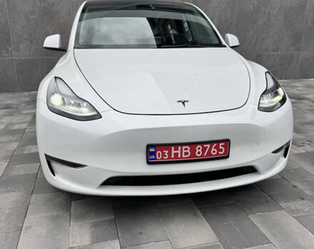 Белый Тесла Model Y, объемом двигателя 0 л и пробегом 41 тыс. км за 25500 $, фото 1 на Automoto.ua
