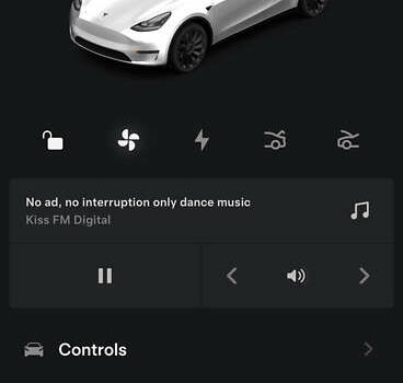 Белый Тесла Model Y, объемом двигателя 0 л и пробегом 37 тыс. км за 28500 $, фото 8 на Automoto.ua