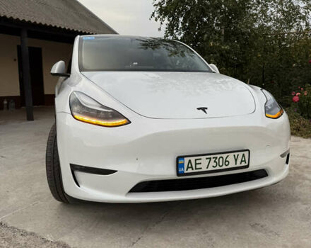 Белый Тесла Model Y, объемом двигателя 0 л и пробегом 26 тыс. км за 29500 $, фото 11 на Automoto.ua