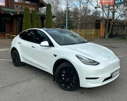 Білий Тесла Model Y, об'ємом двигуна 0 л та пробігом 49 тис. км за 27500 $, фото 1 на Automoto.ua