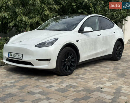 Белый Тесла Model Y, объемом двигателя 0 л и пробегом 20 тыс. км за 39000 $, фото 1 на Automoto.ua